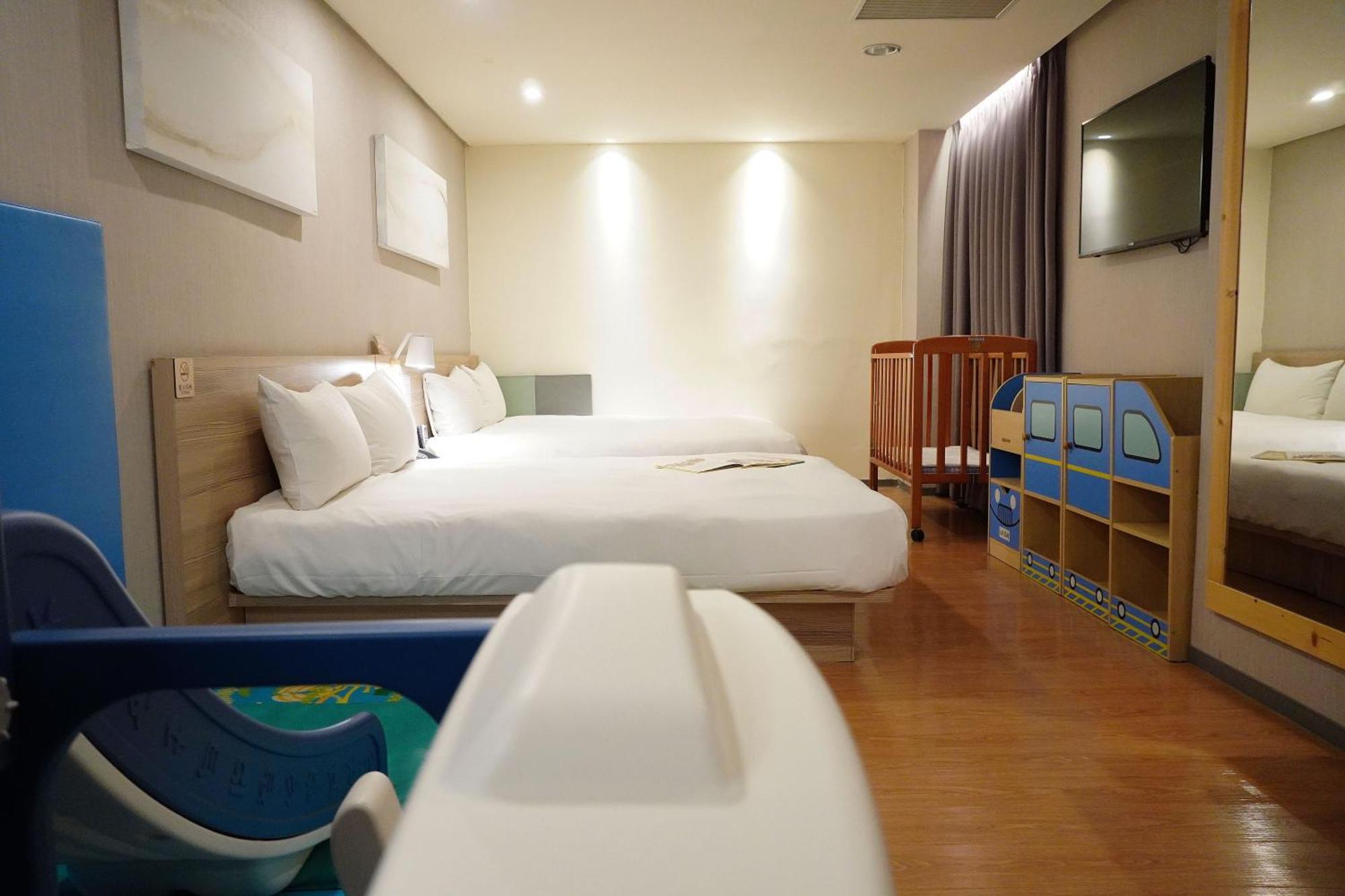 טאיצ'ונג Smile 73 Hotel מראה חיצוני תמונה