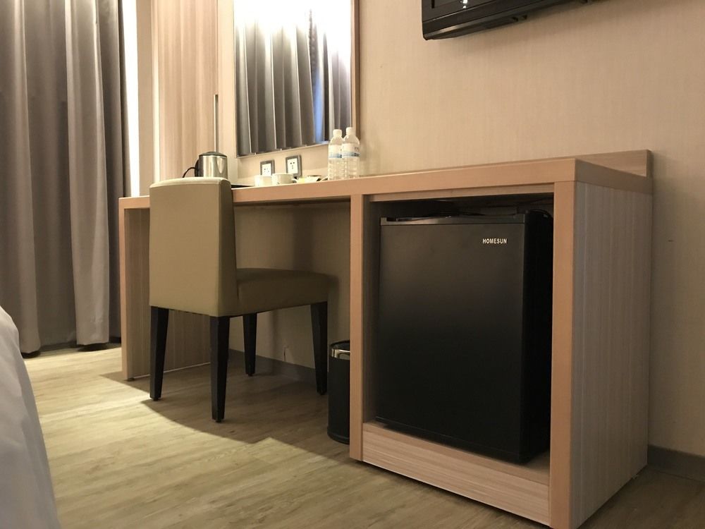 טאיצ'ונג Smile 73 Hotel מראה חיצוני תמונה